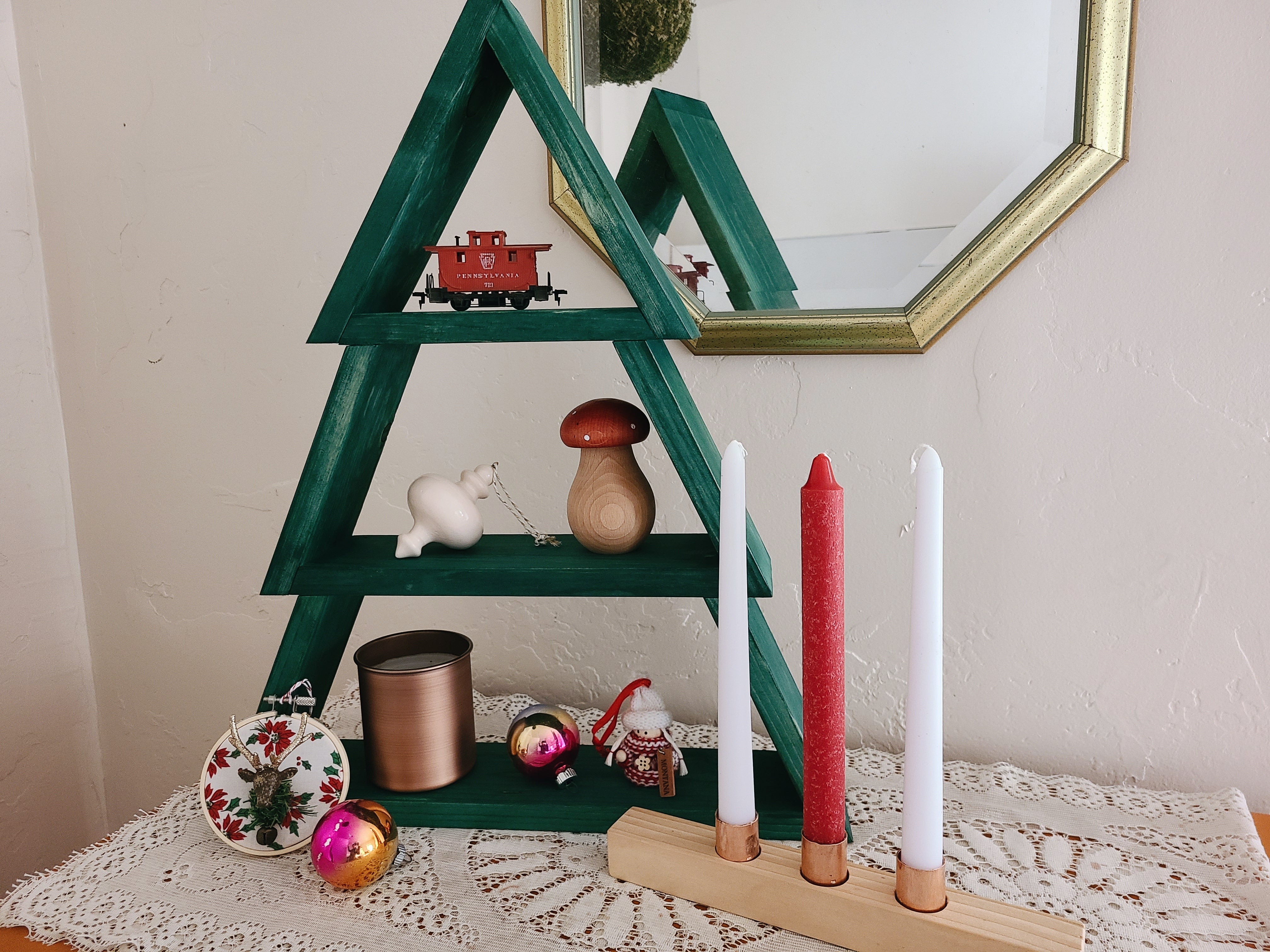 Christmas Tree Shelf