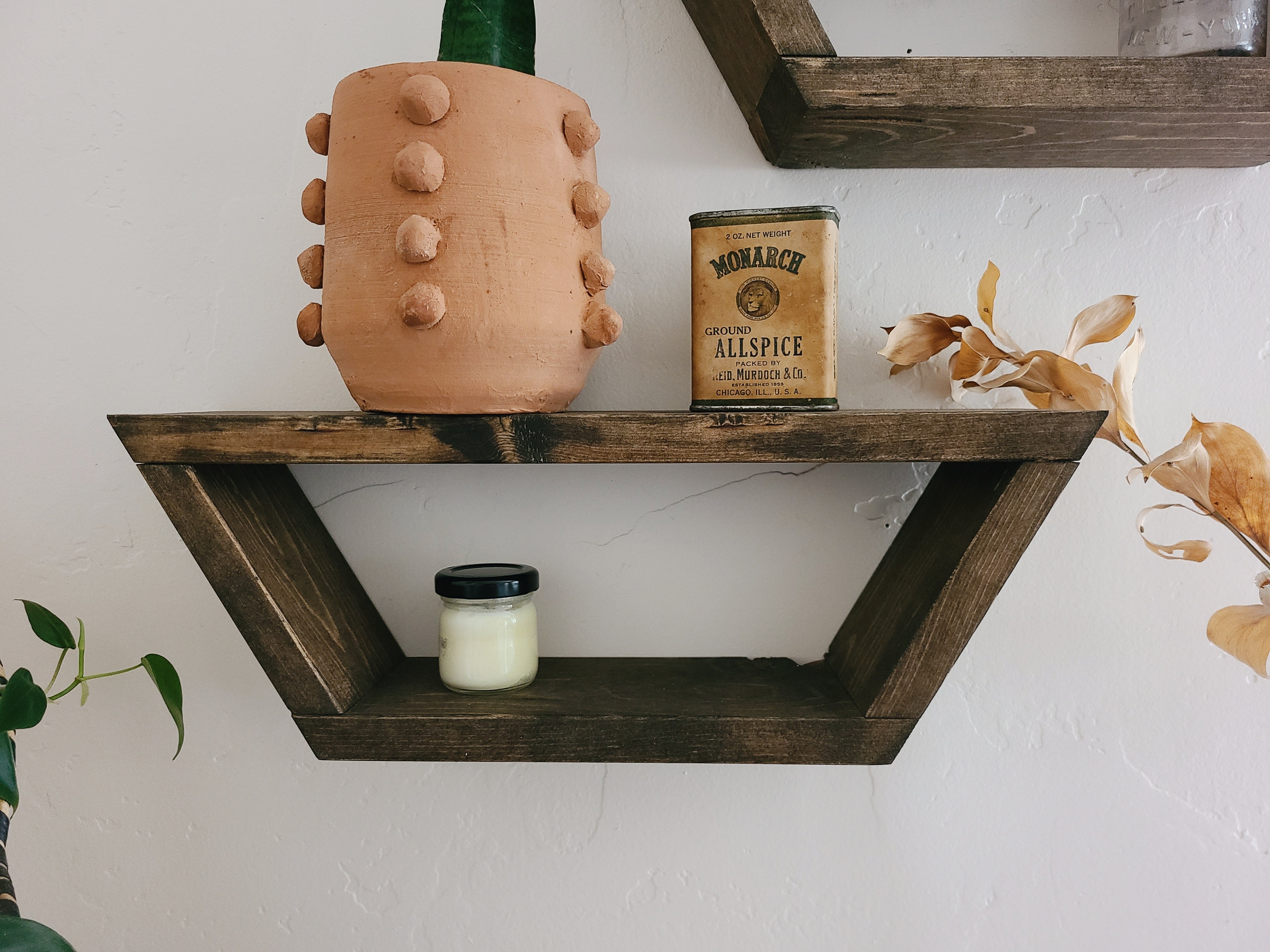 Set of 2 Wall Shelves